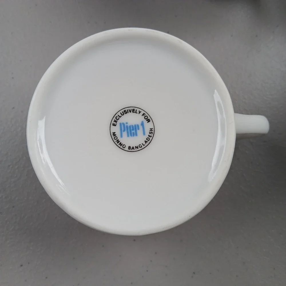 4 Pier 1 Porcelain Coffee‎ Mugs Cups 8 oz Espresso White with Spoon Circle VTG